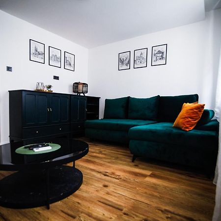 Old Roofs Apartment Zagreb Luaran gambar